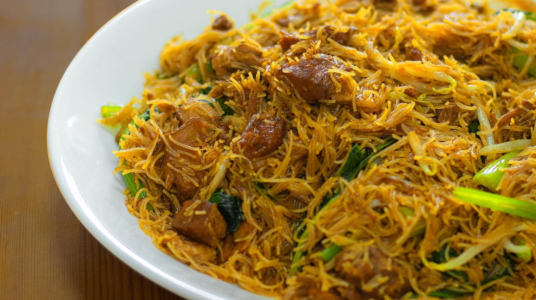 AHMA's Choy Sam Stewed Pork Bee Hoon in OLD COOKING Style 古早味 阿嬷焖菜心扣肉米粉